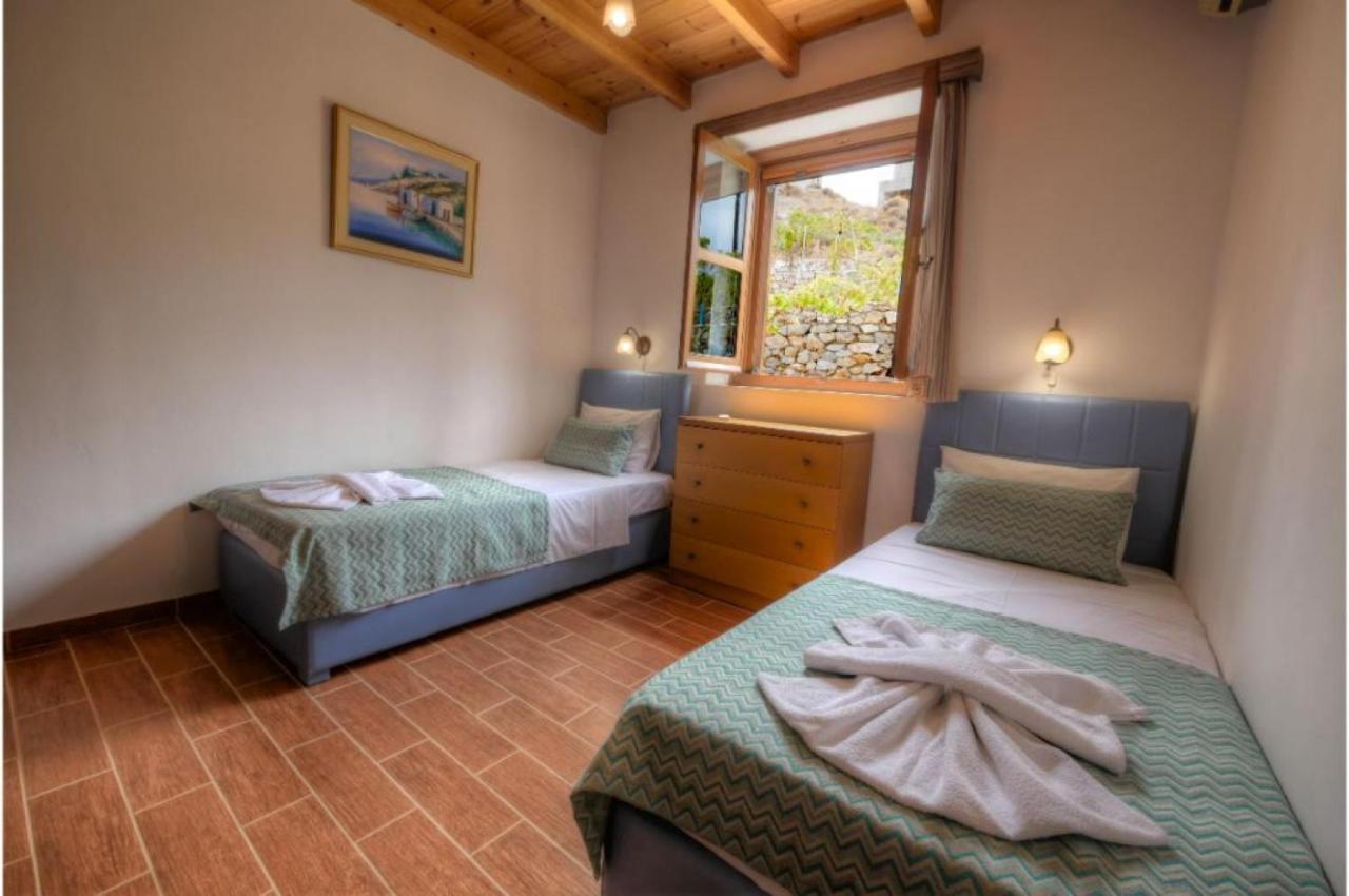 Stone Villa I In Petres Petres  Екстериор снимка