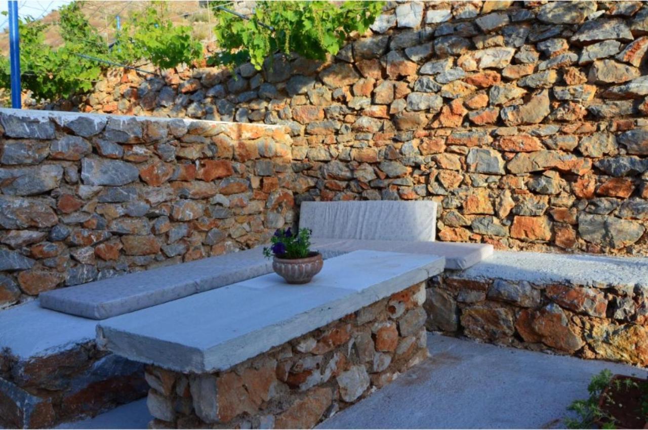 Stone Villa I In Petres Petres  Екстериор снимка